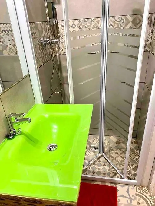 L1 Estudio Nuevo! Al Lado Del Metro En Sants Barcelona Apartment